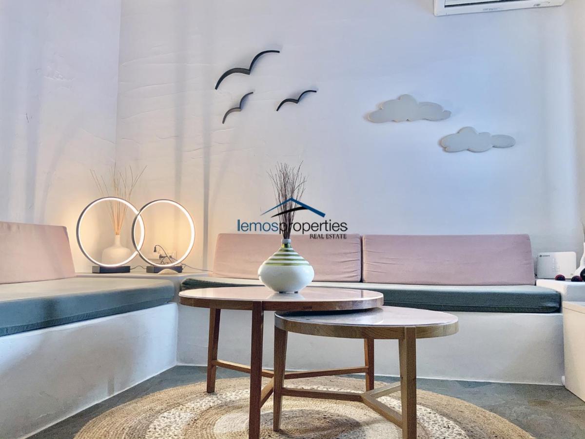Aqua Blue, Only 100 Meters From The Beach Of Gialiskari Ioulis المظهر الخارجي الصورة